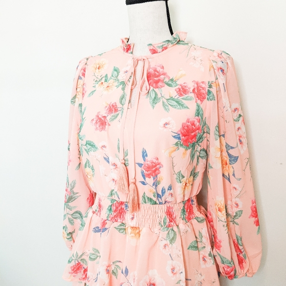 🦋LAST 1🦋 NWT Love Colette Tiered Floral Mini Dress - Picture 2 of 6